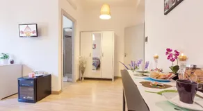 Check-Inn Rooms - Image 3