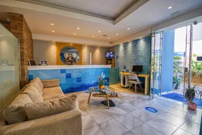 Island Boutique Hotel - Image 2