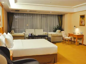 Vienna Hotel (Guangzhou South Railway Station, Huijiang Metro Station) - Image 2