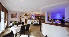 Hotel-Pension Am Schwanenteich - Image 2