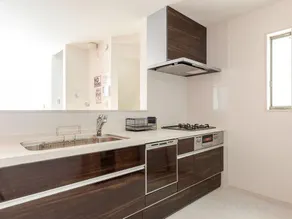 Sumida 4 House - Image 3