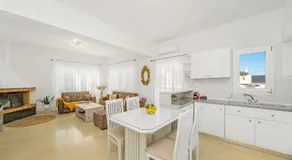 Maela Luxury Suite - Image 3