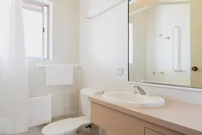 Tarcutta Retreat - Image 2