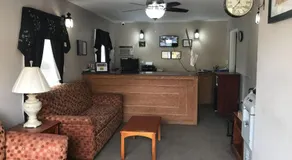 Red Carpet Inn, Alexandria - Image 4