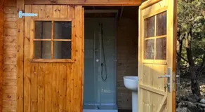 Spa Les Jardins De Chiron Lodges et Tiny House dans le sud - Image 5