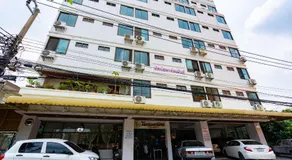 Tat Hotel - Image 5