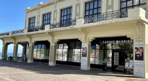 Superb top floor studio, Biarritz center. - Image 5