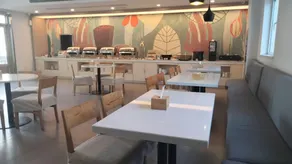 Yueting Hotel (Pindu Tongniu Plaza Hotel) - Image 3
