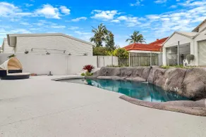 Peaceful & Perfect 3BR Noosa Retreat - Image 5