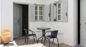 Porto Naoussa - Image 4