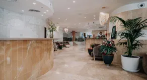 Reef Hotel & Spa - Image 5
