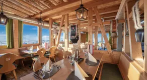 Fronalpstock Hotel & Restaurant - Image 2