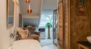 La Chambre Rose - Image 2