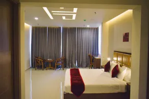 Hotel Pearl Palace - Image 2