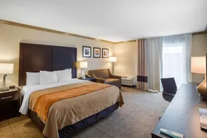 Quality Inn - Image 2