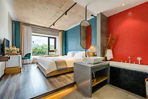 Floral Hotel · Xingyi Wanfenglin Batu Hotel - Image 4