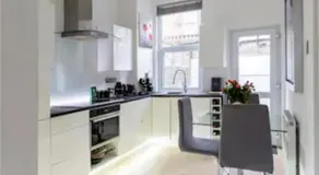 Smart London Townhouse - Image 5