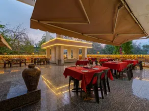 Hotel Surya International - Image 3