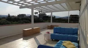 Panoramico, in villa, grande, con ampie terrazze - Image 4