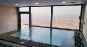 WJ Hotel Pool House - Image 5