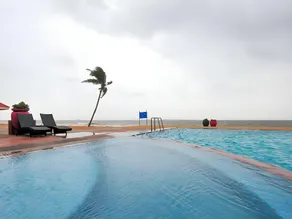 Hainan Noble Yacht Club Hotel - Image 3