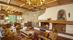 Raffl's Hotel - Image 2
