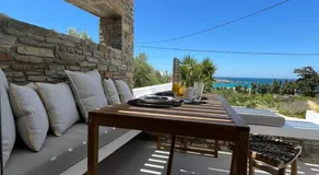 Neso seafront studio Paros - Image 2
