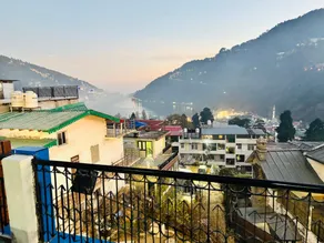 Hotel Bluestar - Image 2