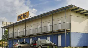 Tour-Motel - Image 4