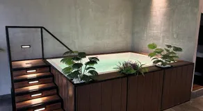 Habitación Moderna y Céntrica con Balcón y Piscina climatizada - Image 5