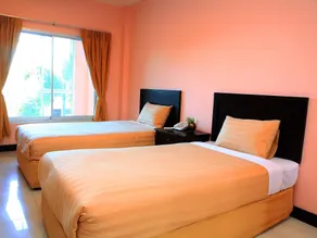 The Victory Hotel - Image 2