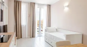 Velvet Residence - Image 2