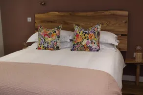 The Kings Head Inn  - Image 2