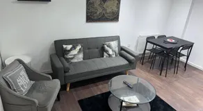 Tranquil Thamesmead Treasure - Free Parking Family & Contractor Friendly - Image 2
