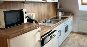 Appartamento adatto alle famiglie con giardino e griglia - Image 3