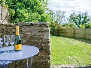 Soap Barn - 1 Bedroom Cottage - Manorbier - Image 4