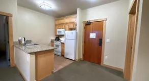 Ski-in/Ski-out with views at Sunstone - Image 3