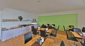 Business & City - Image 5