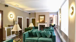 Angel and Royal Hotel - Image 4