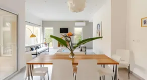 Casa privada con pileta climatizada, gran parque y parrilla en Pilar - Image 2