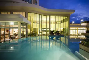 Mantra Legends Hotel - Image 2