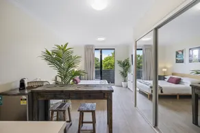 Comfy Studio Apartment in Marcoola Beach - Image 2