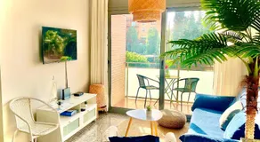 BEACH&POOL, Boutique Apartament with free parking, full equipped in Fenals Beach - Image 2