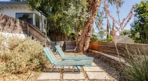 Serene and beautiful hillside retreat - Image 4
