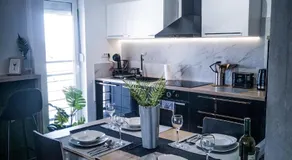 Raw Industrial City Apartment - Image 2