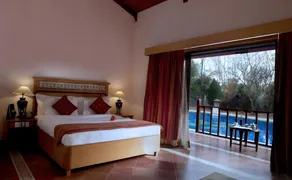 Lagoon Bay at Leonia Hotel - Image 2
