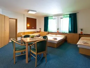 Sareza hotel - Image 1