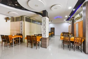 Hotel O  Sai Lodging - Image 2