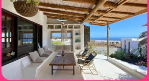Full Relaxation - Private Villa - Sea View - Stunning Garden - 2 Terraces - 2 Bedrooms - Wifi - Parking - Washing Machine - Image 2