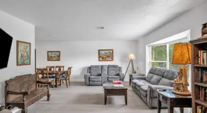 4 bd Near beach spacious solar heated pool waterfront home - Image 5